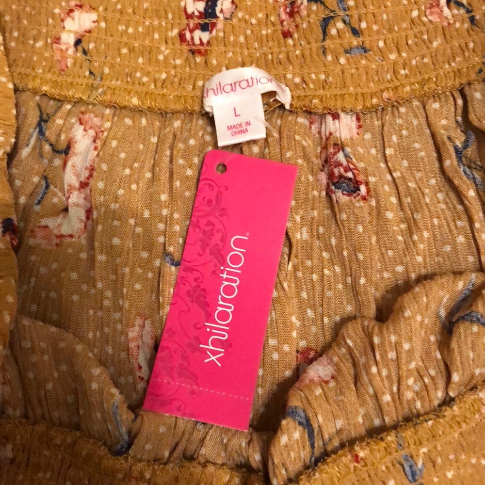 Xhilaration top - Picture 4 of 4